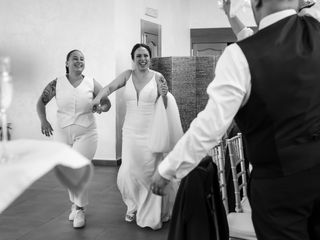La boda de Paqui  y Isa  1