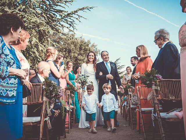 La boda de Juan y Carlota en Guadarrama, Madrid 41