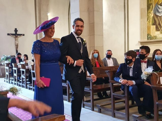 La boda de Josep y Adriana en El Castell Del Remei, Lleida 23