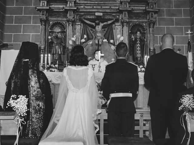 La boda de Soraya y Paco en Mohedas De Granadilla, Cáceres 14