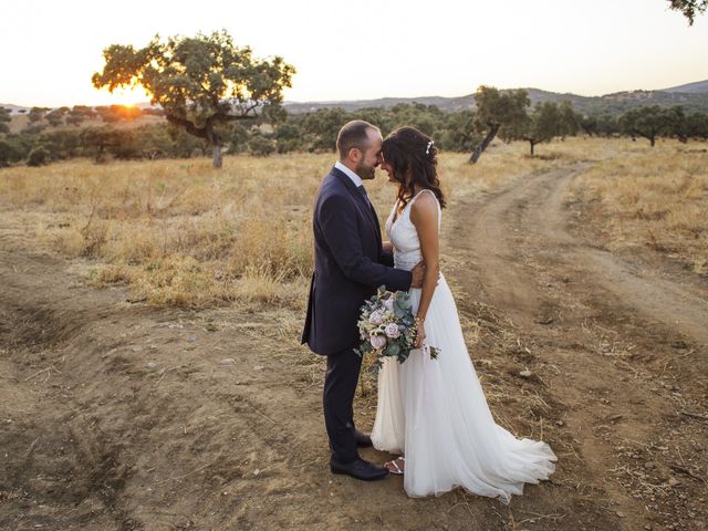 La boda de Rosi y Alejandro en Burguillos Del Cerro, Badajoz 14