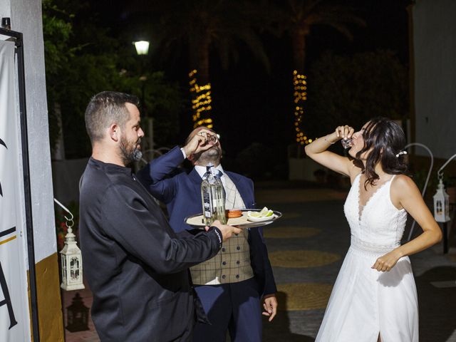 La boda de Rosi y Alejandro en Burguillos Del Cerro, Badajoz 16