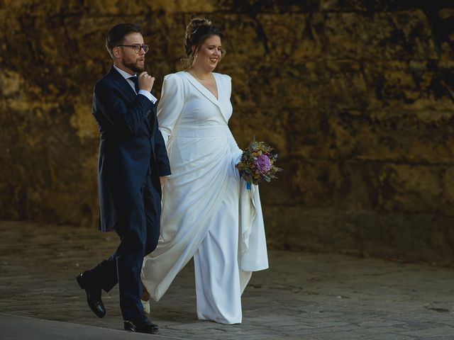 La boda de Jose  y Lucía  en Sevilla, Sevilla 13