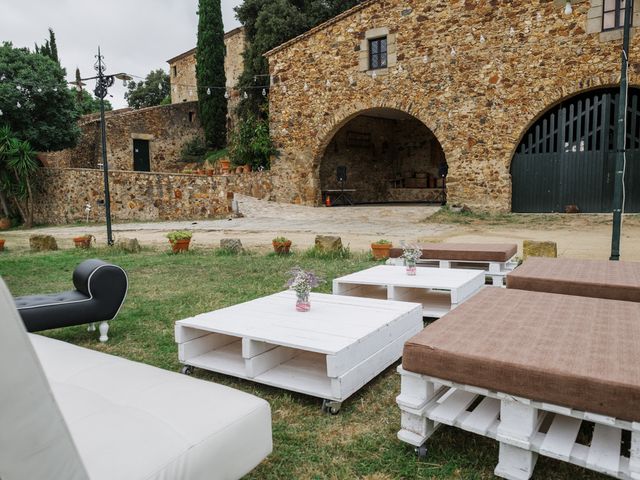 La boda de Pablo  y Lilia  en Pineda De Mar, Barcelona 18