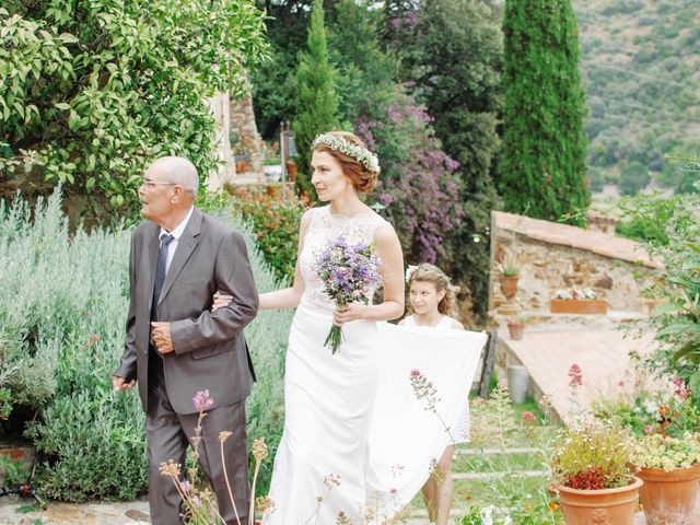 La boda de Pablo  y Lilia  en Pineda De Mar, Barcelona 29