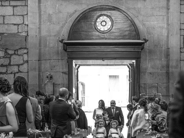 La boda de J. Antonio y Ana en Vilanova De Arousa, Pontevedra 1