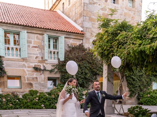 La boda de J. Antonio y Ana en Vilanova De Arousa, Pontevedra 26