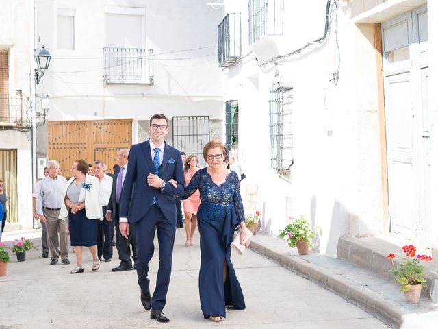 La boda de Carlos y Zuleidy en Tarancon, Cuenca 10
