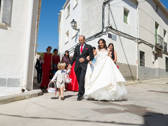 La boda de Carlos y Zuleidy en Tarancon, Cuenca 12