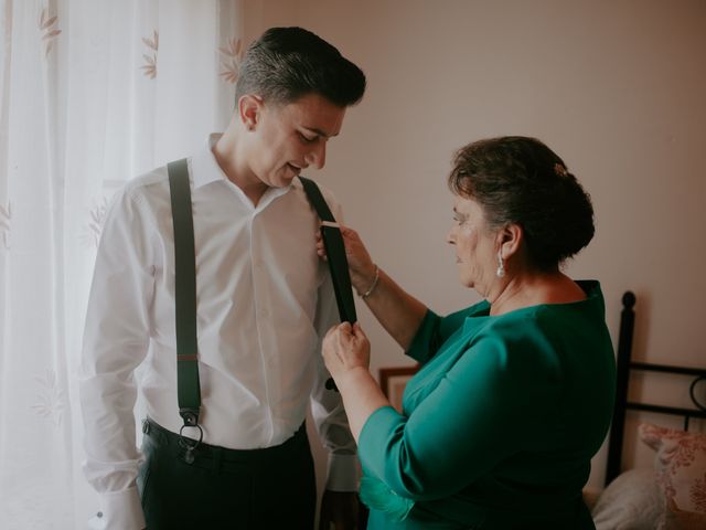 La boda de Angela y Pedro en La Palma Del Condado, Huelva 21