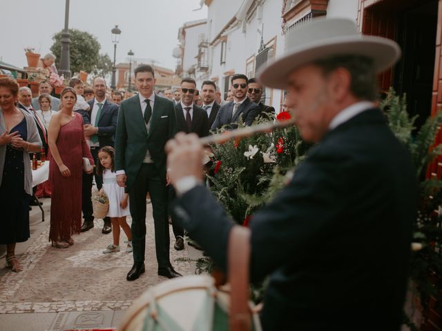 La boda de Angela y Pedro en La Palma Del Condado, Huelva 29