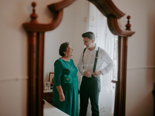 La boda de Angela y Pedro en La Palma Del Condado, Huelva 35