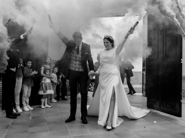 La boda de Angela y Pedro en La Palma Del Condado, Huelva 47