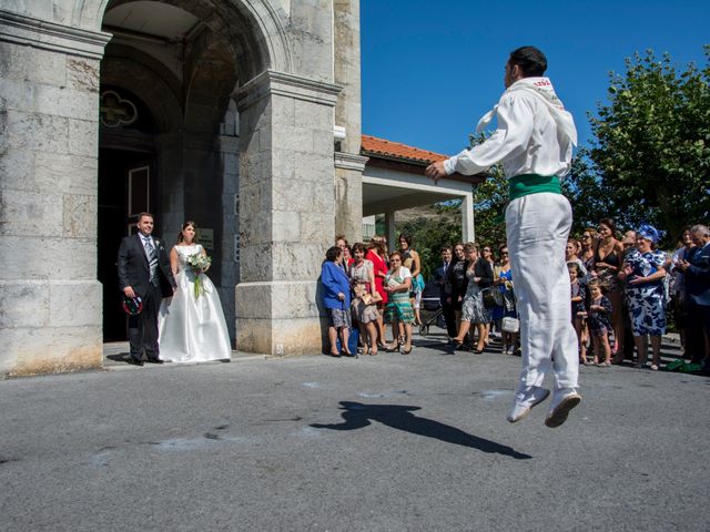 La boda de Raúl y Oihane en Bakio, Vizcaya 15