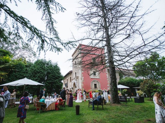 La boda de Daniel y Natalia en Villabona (Llanera), Asturias 47