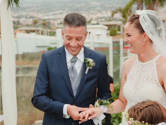 La boda de Quique y Vane en Puerto De La Cruz, Santa Cruz de Tenerife 10