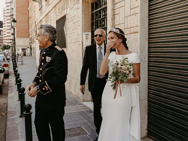 La boda de Pepe y Laura en El Puig, Valencia 36