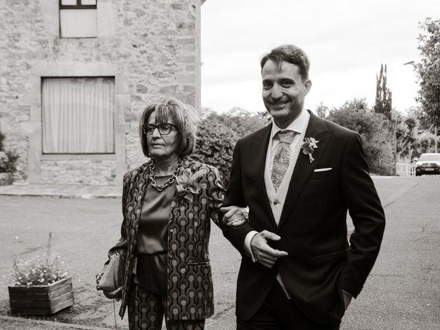 La boda de Rodrigo y Ana en San Cucao, Asturias 4