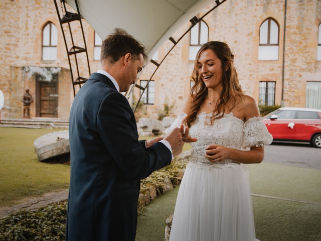 La boda de Rodrigo y Ana en San Cucao, Asturias 17