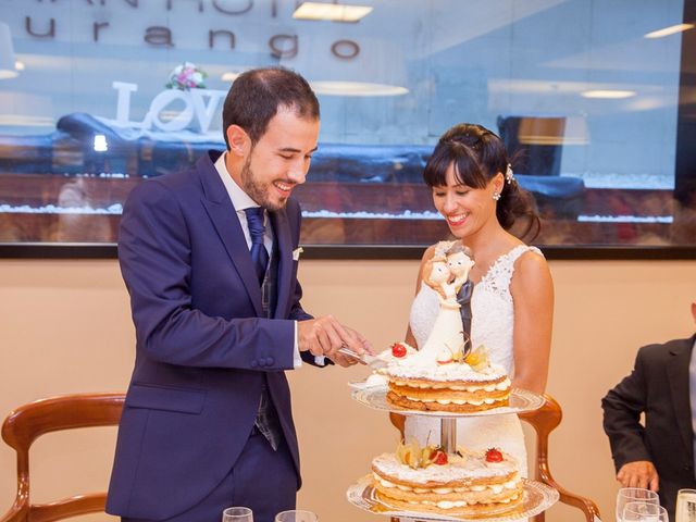 La boda de Ion y Laura en Durango, Vizcaya 24