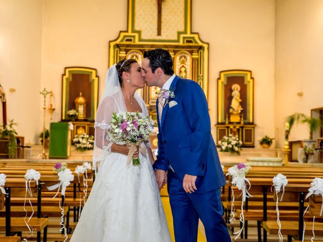 La boda de Miguel y Yolanda en Madrid, Madrid 15