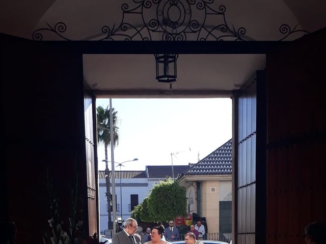 La boda de Carlos y Mila en Santa Amalia, Badajoz 4