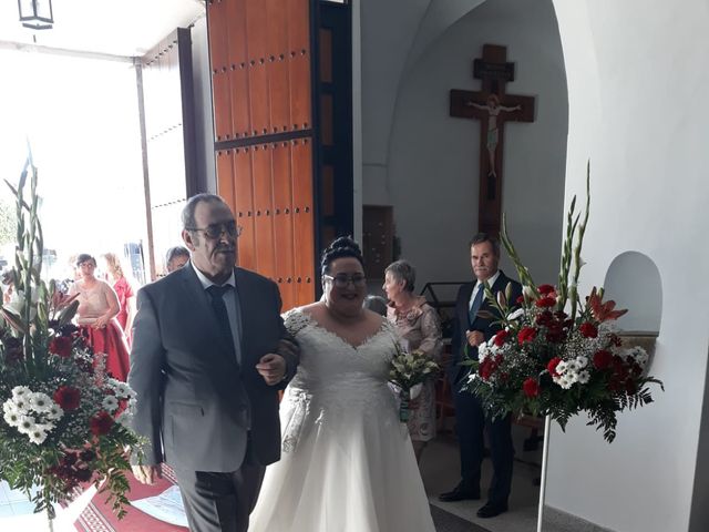 La boda de Carlos y Mila en Santa Amalia, Badajoz 7