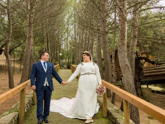 La boda de Pedro y Cristina en Prado Del Rey, Cádiz 24