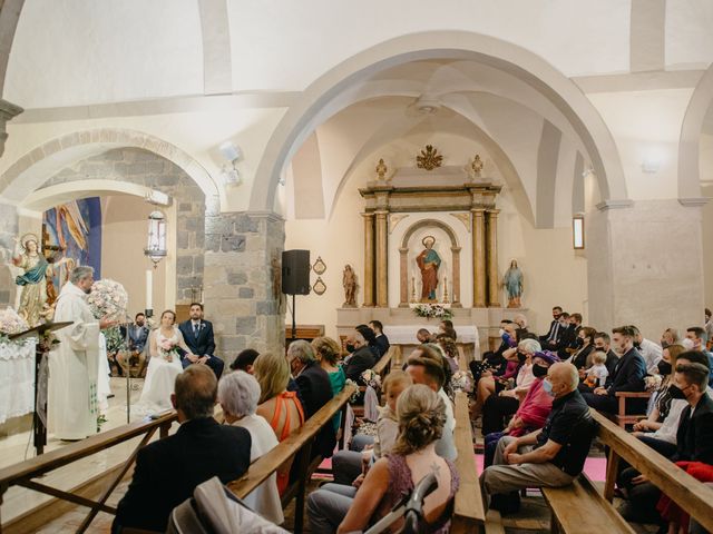 La boda de Carles y Anna en La Vall De Bianya, Girona 18