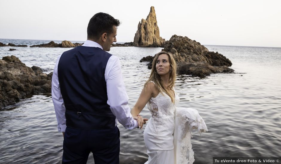 La boda de Iván y Sonia en Rioja, Almería