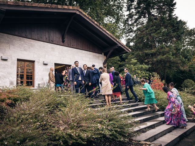 La boda de Pablo y Ana en Pruvia (Llanera), Asturias 30