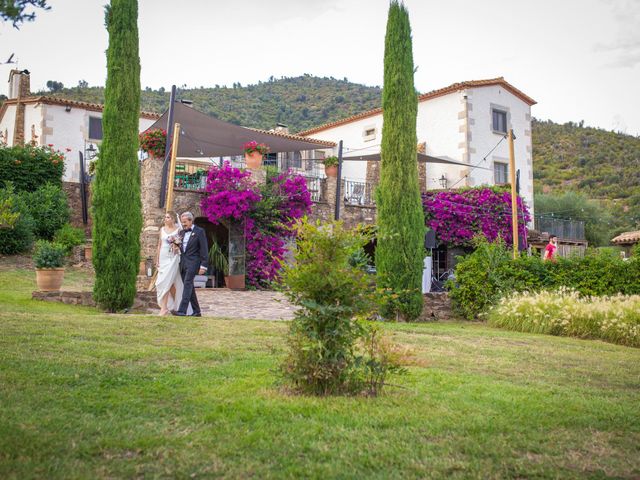 La boda de Alberto y Lydia en Bell-lloc, Girona 80