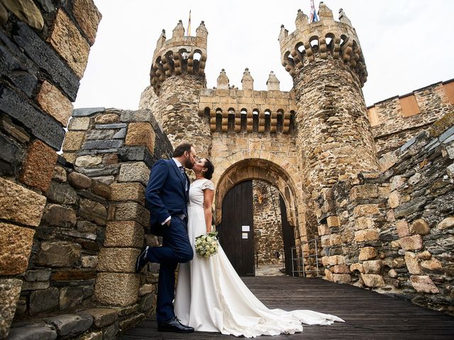 La boda de Ernesto y Nadia en Ponferrada, León 13