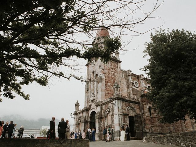 La boda de Jonathan y Sheila en Oviedo, Asturias 3