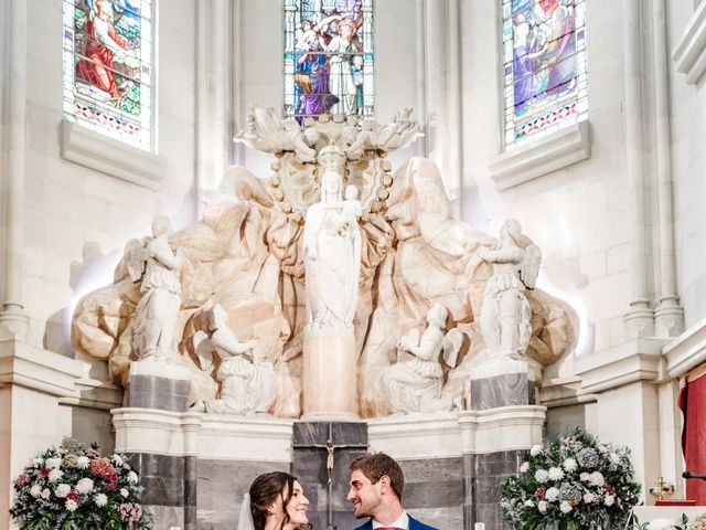 La boda de Enrique y Bárbara  en Madrid, Madrid 31