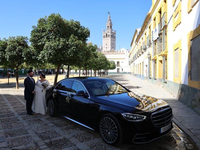 La boda de Alejandro y Irene  en Sevilla, Sevilla 4