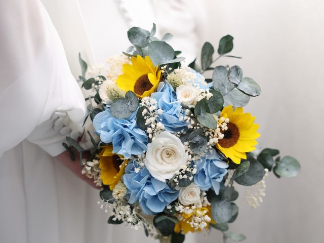 La boda de Alejandro y Irene  en Sevilla, Sevilla 5