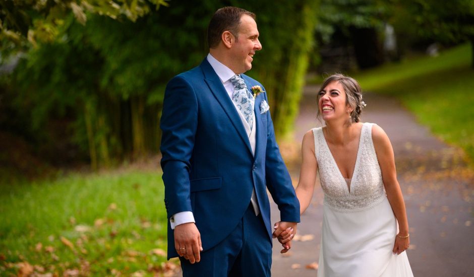 La boda de Dani y Lara en Zamudio, Vizcaya