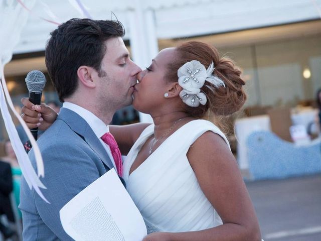 La boda de Juanjo y Catalina en Valencia, Valencia 46