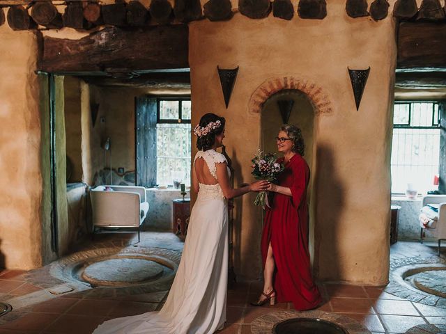 La boda de Andrés y Cecilia en Fuenteheridos, Huelva 8