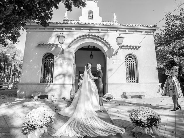 La boda de Carlos y Laura en Madrid, Madrid 5