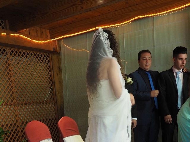 La boda de Juan Carlos y Eva Maria en Vallirana, Barcelona 3