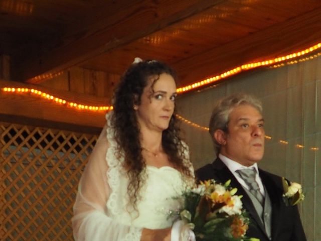 La boda de Juan Carlos y Eva Maria en Vallirana, Barcelona 4