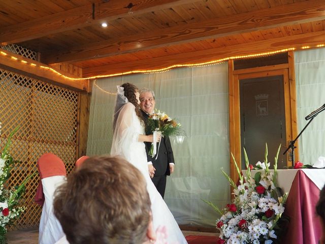 La boda de Juan Carlos y Eva Maria en Vallirana, Barcelona 6
