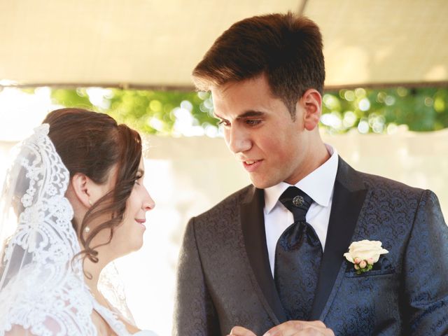 La boda de Javier y Virginia en Santa Marta De Tormes, Salamanca 23