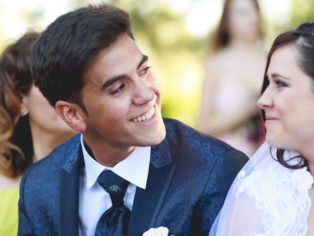 La boda de Javier y Virginia en Santa Marta De Tormes, Salamanca 28