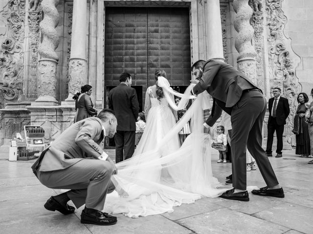 La boda de Sara y Borja en Alacant/alicante, Alicante 48