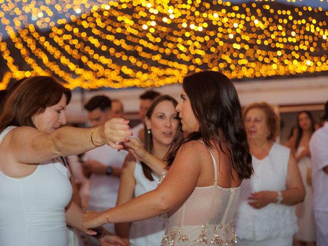 La boda de Cecilio y Adela en Almería, Almería 32