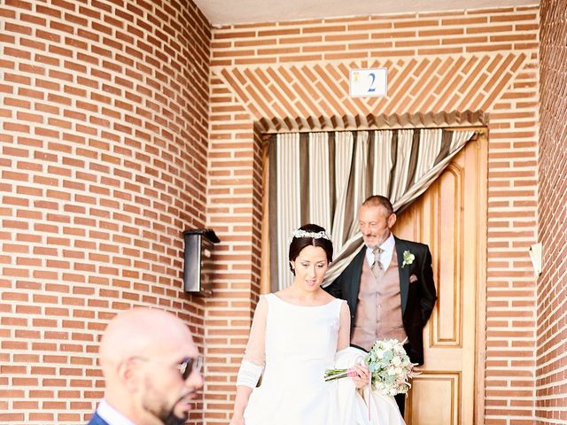 La boda de Pilar y Sergio en Sonseca, Toledo 17