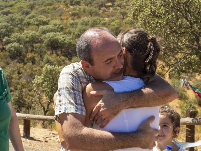 La boda de Libertad y Azucena en Santa Elena, Jaén 4